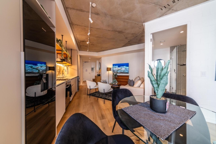 2 Bedroom Property for Sale in Sea Point Western Cape